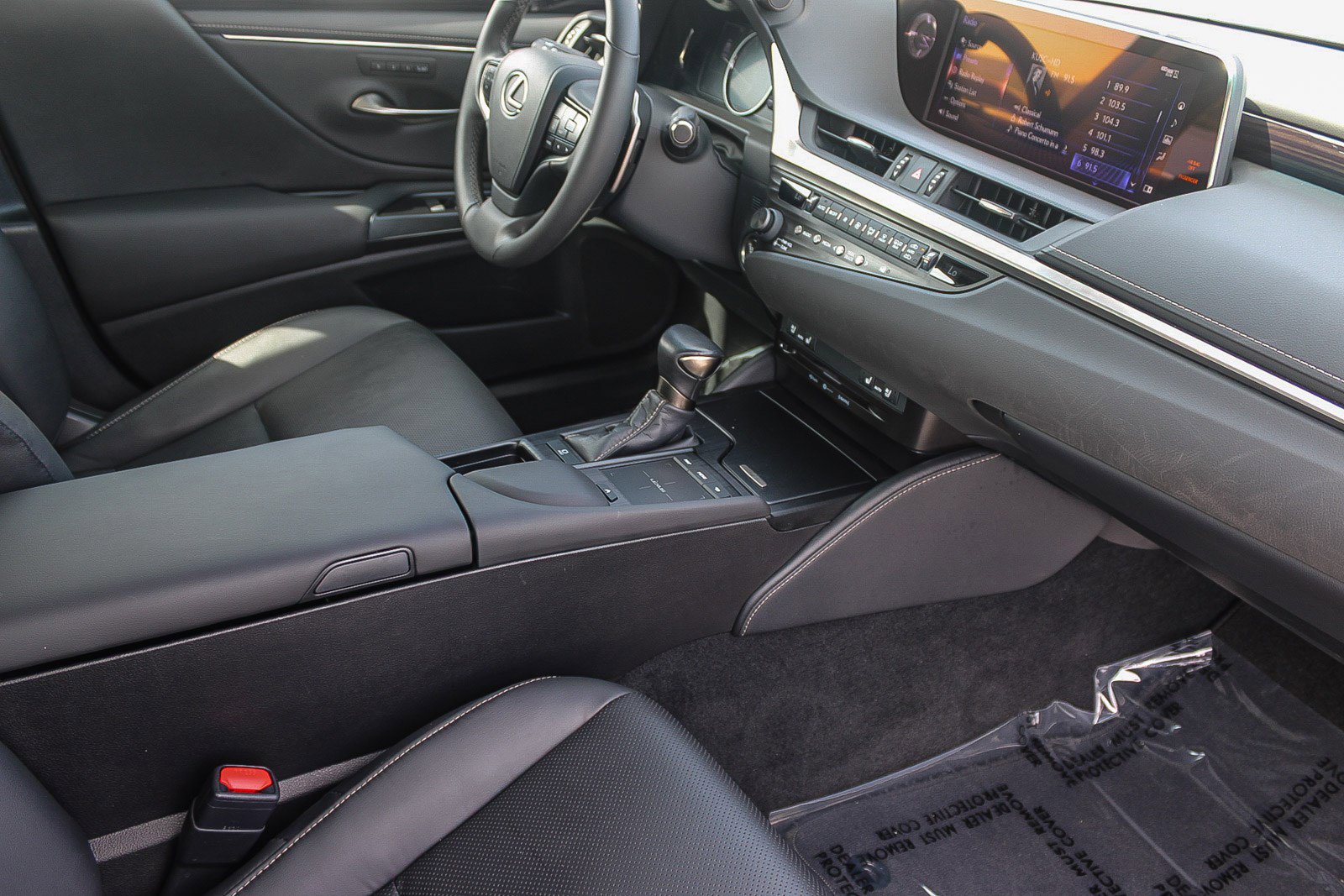 Used 2020 Lexus ES 350 w/ Premium Package image 17