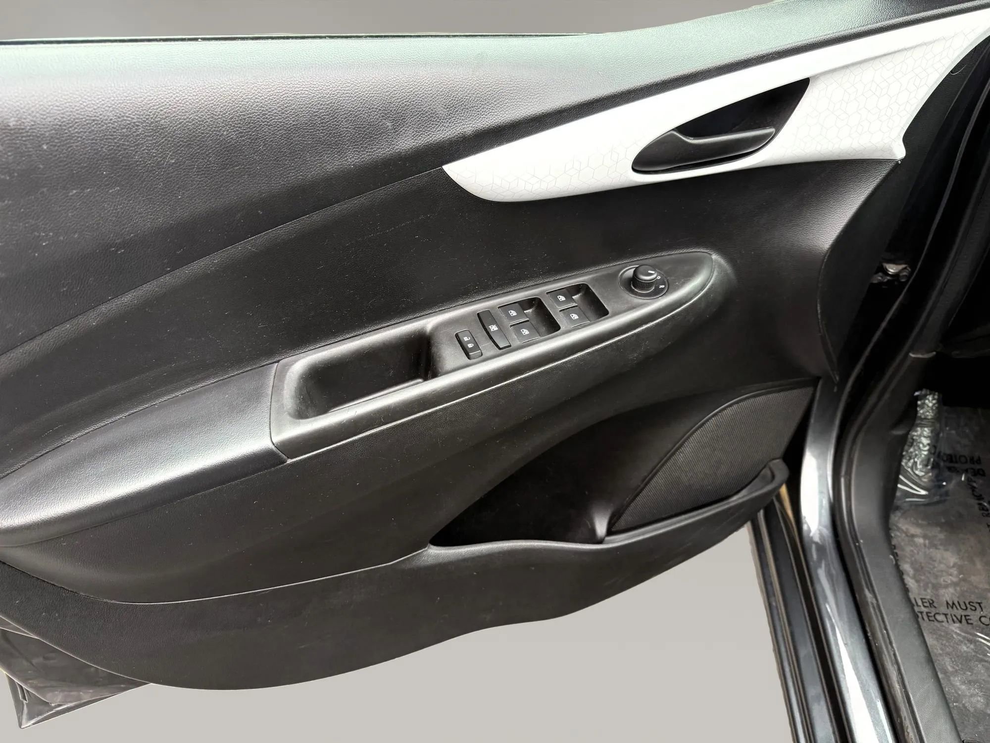 Used 2017 Chevrolet Spark LT image 12