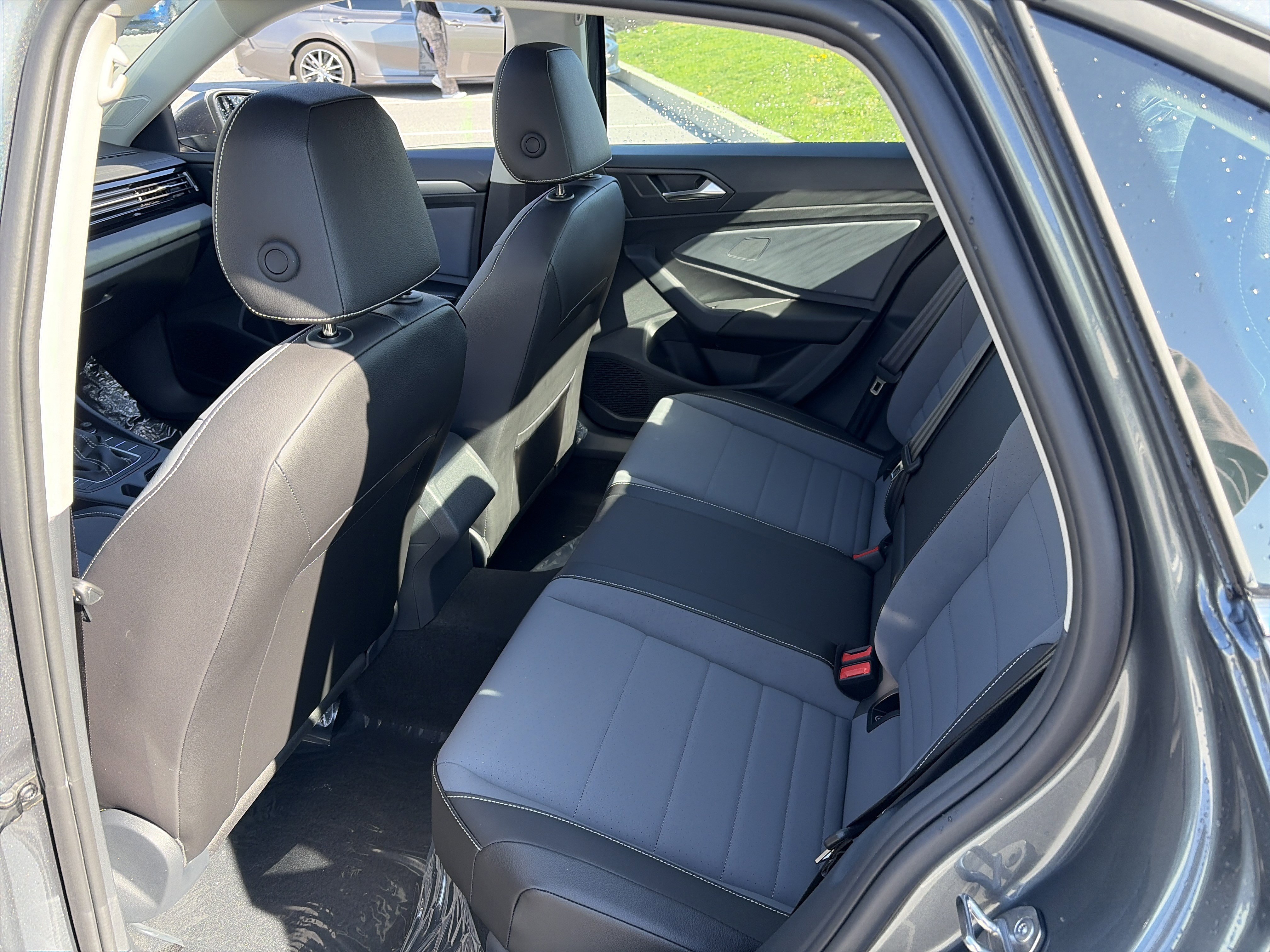 New 2026 Volkswagen Jetta SE image 16