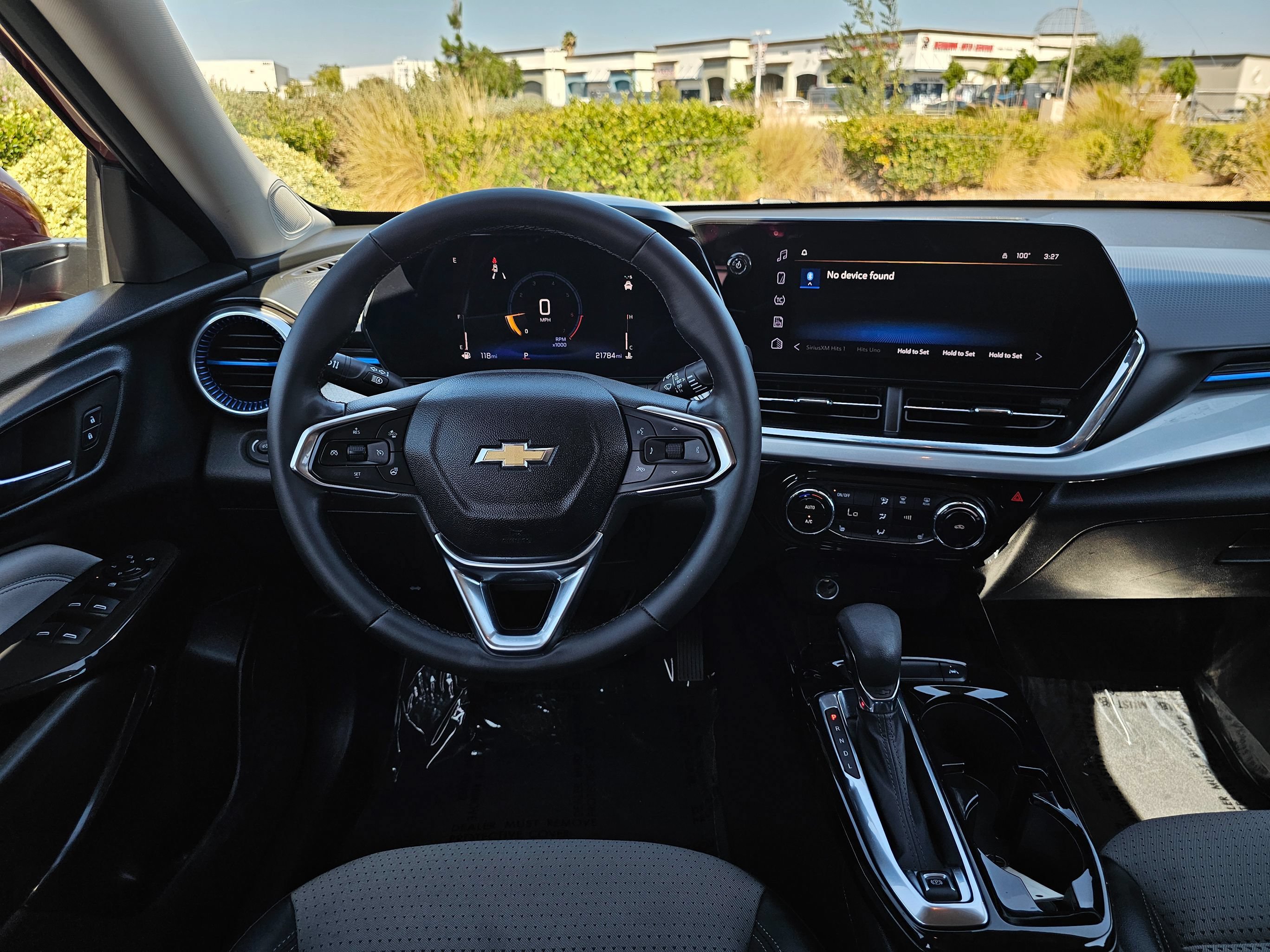 Used 2025 Chevrolet Trax LT w/ Driver Confidence Package FWD image 24