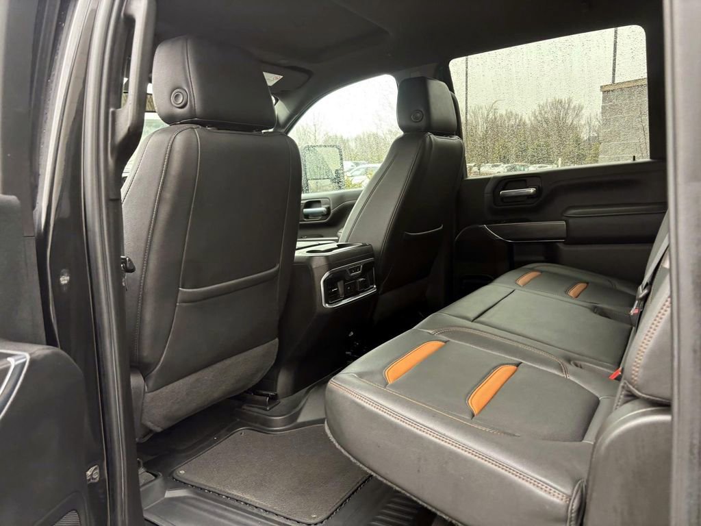 Used 2022 GMC Sierra 3500 AT4 image 28