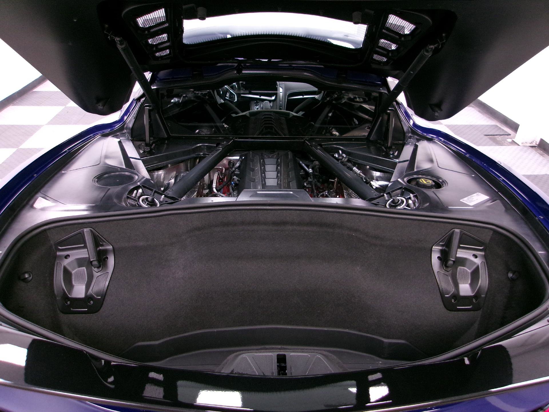 Used 2025 Chevrolet Corvette Stingray Preferred Cpe w/ Z51 Performance Package image 12