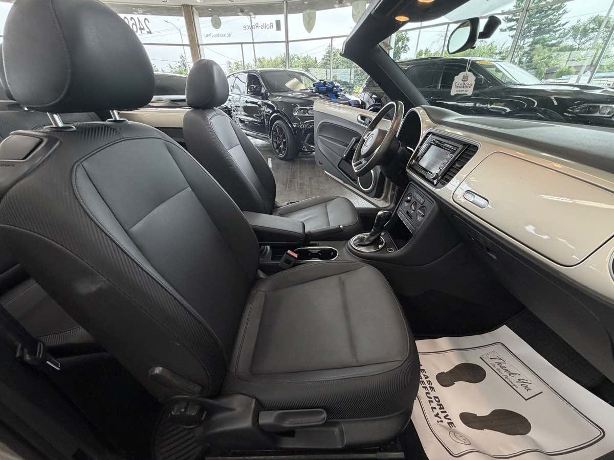 Used 2013 Volkswagen Beetle 2.5 FWD image 32