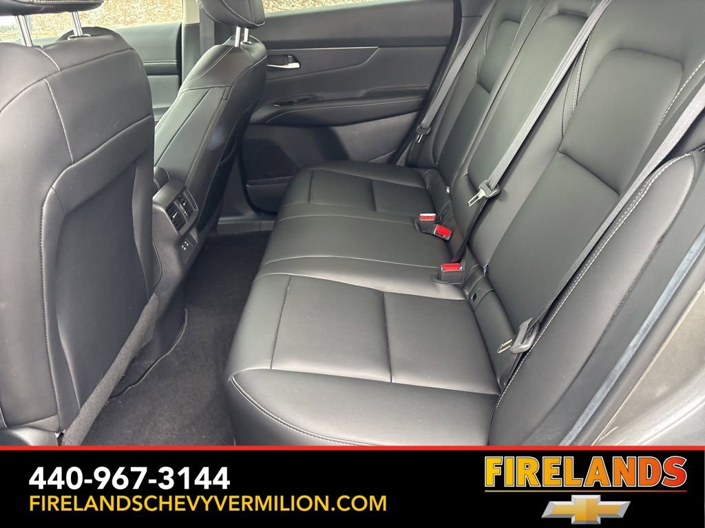 Used 2025 Nissan Murano SV image 48