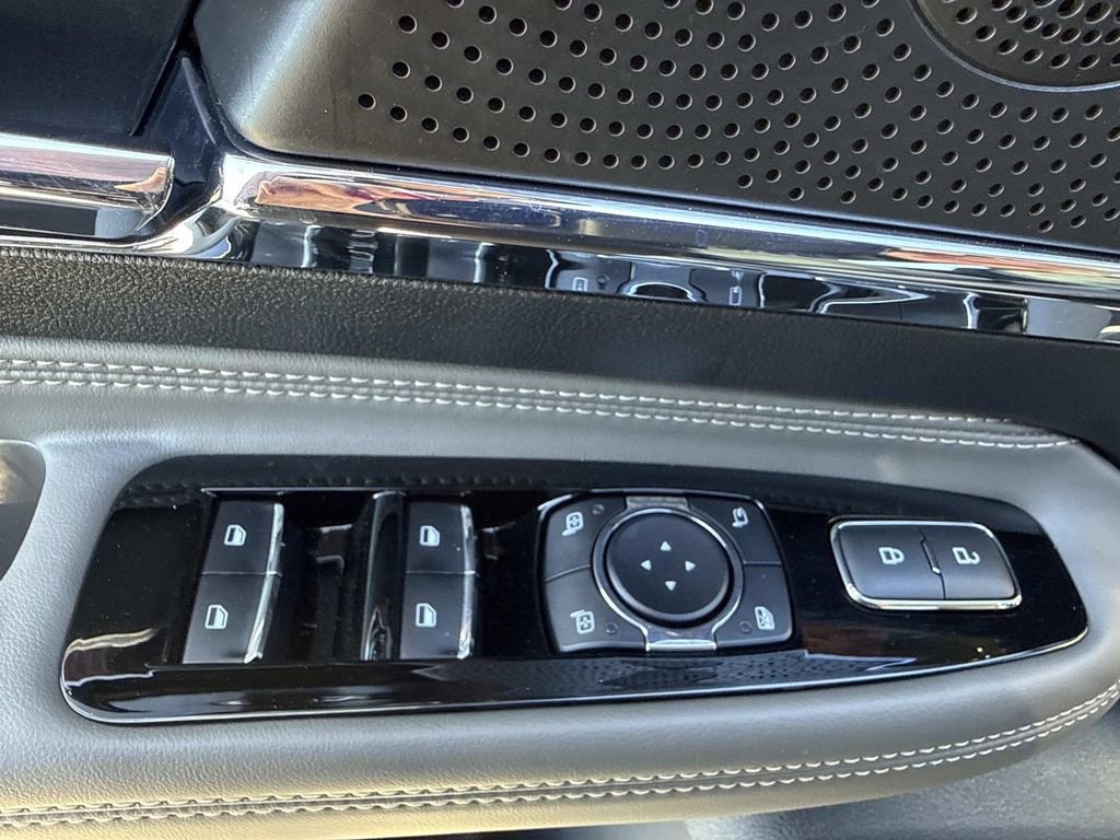 New 2026 Lincoln Corsair Premiere image 19