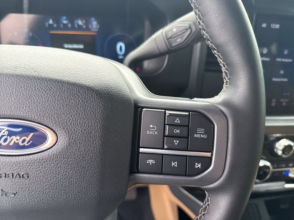 Used 2025 Ford F350 Lariat w/ Chrome Package AWD/4WD image 25