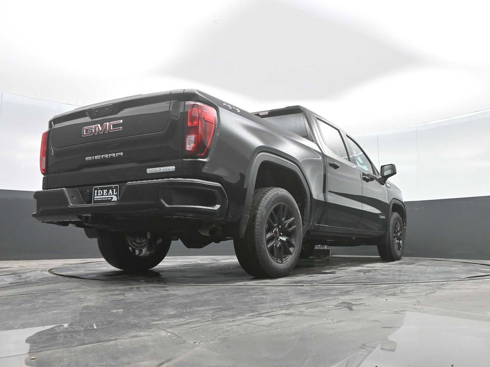 New 2026 GMC Sierra 1500 Elevation image 30