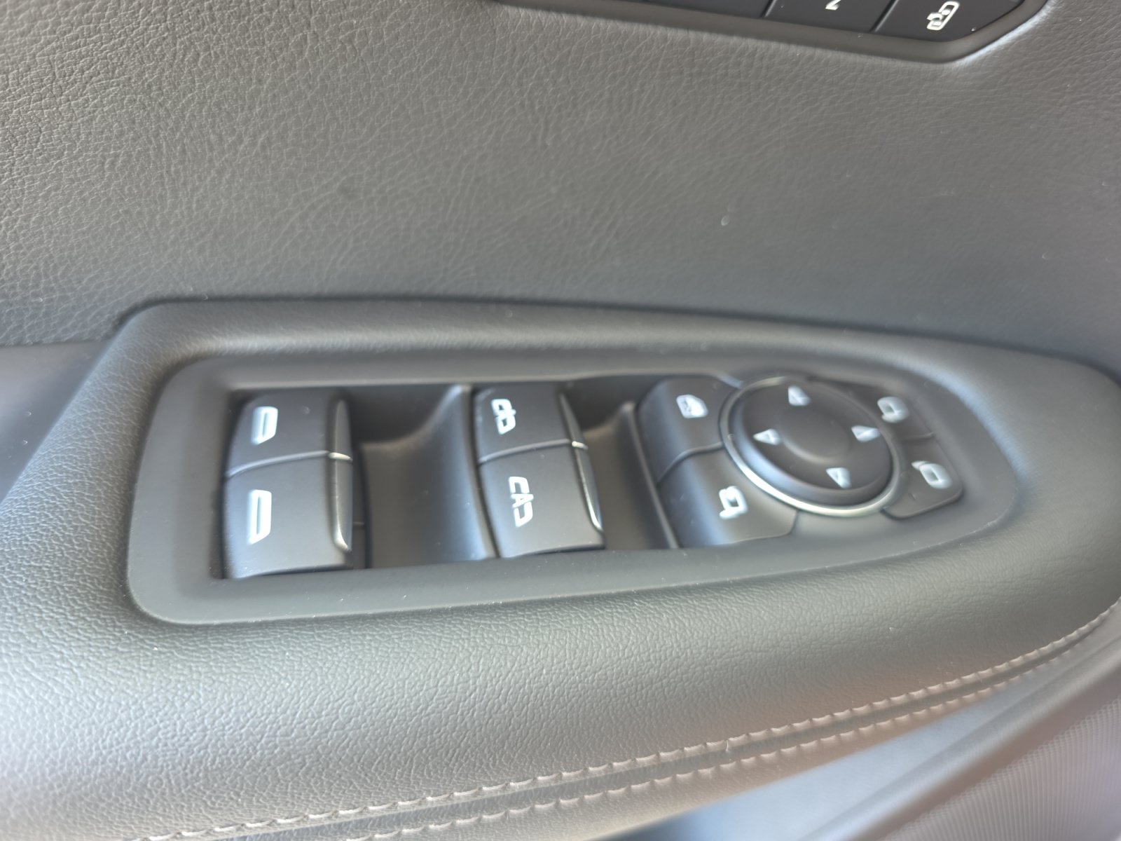 Used 2023 Cadillac XT6 Premium Luxury FWD image 26