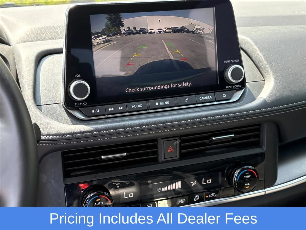 Used 2025 Nissan Rogue SV AWD/4WD image 11