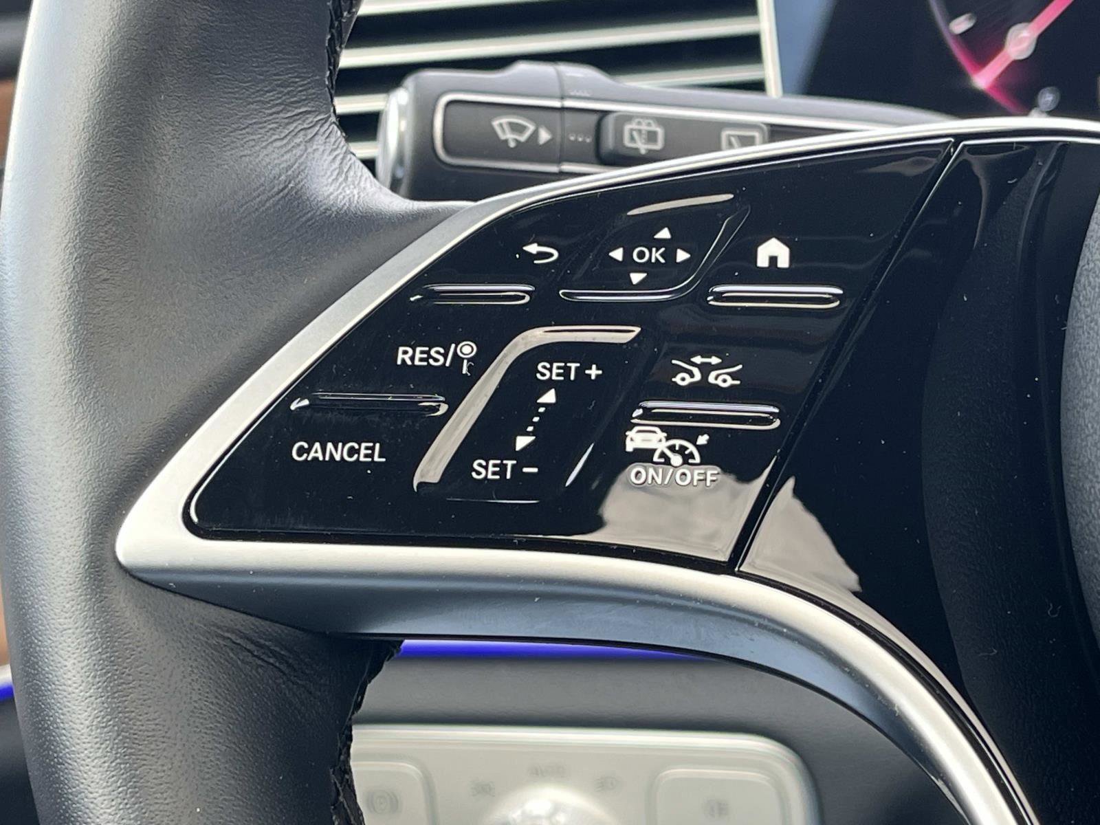 Certified 2026 Mercedes-Benz GLS 450 4MATIC image 28