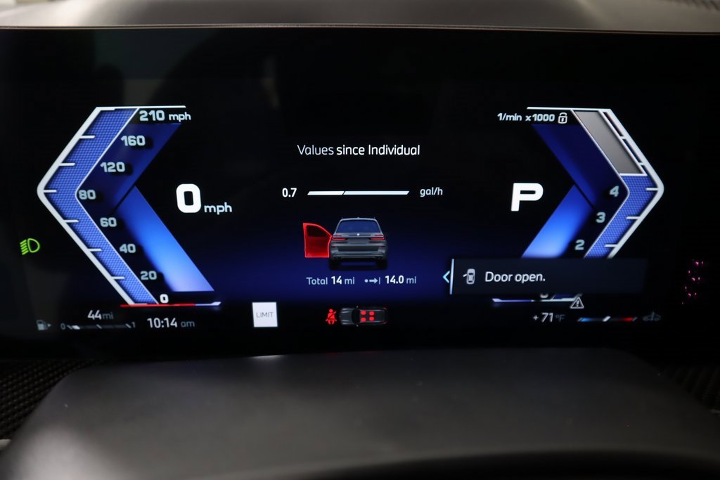 New 2026 BMW ALPINA XB7 image 5