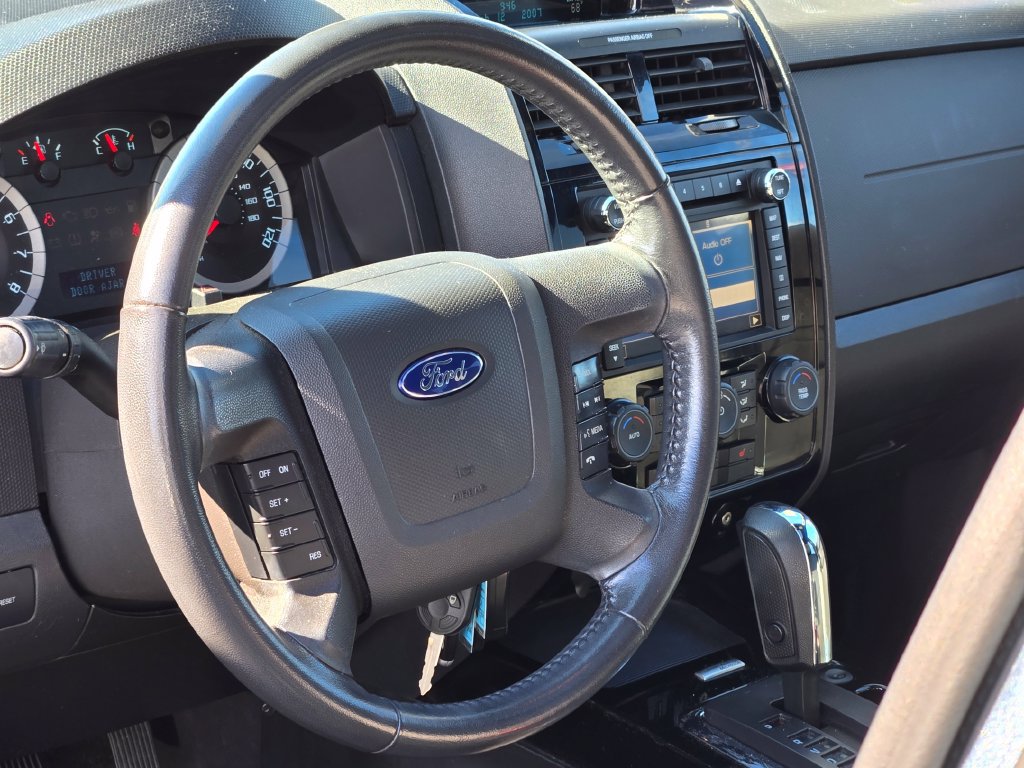 Used 2011 Ford Escape Limited w/ 302A Rapid Spec Order Code AWD/4WD image 32