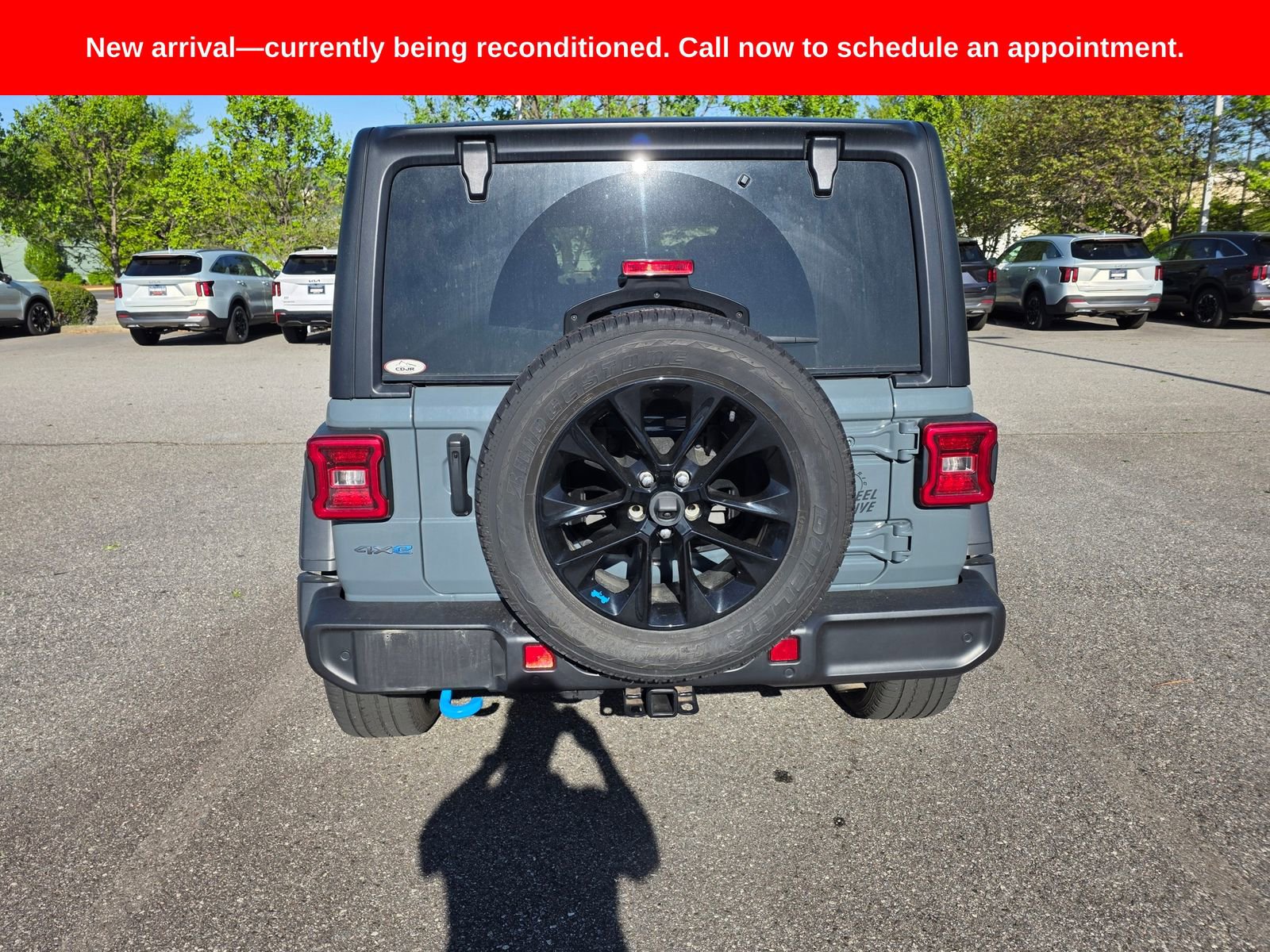 Used 2024 Jeep Wrangler Unlimited image 4