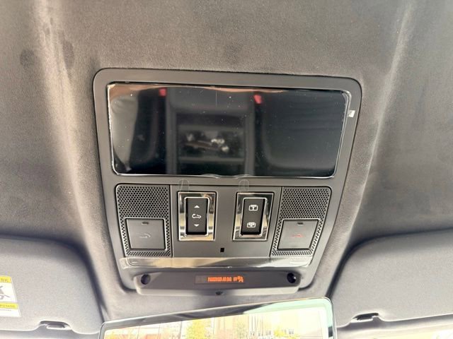 New 2026 Land Rover Defender 110 OCTA image 31