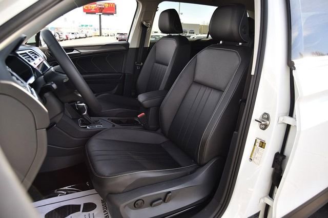 Certified 2023 Volkswagen Tiguan SE image 19