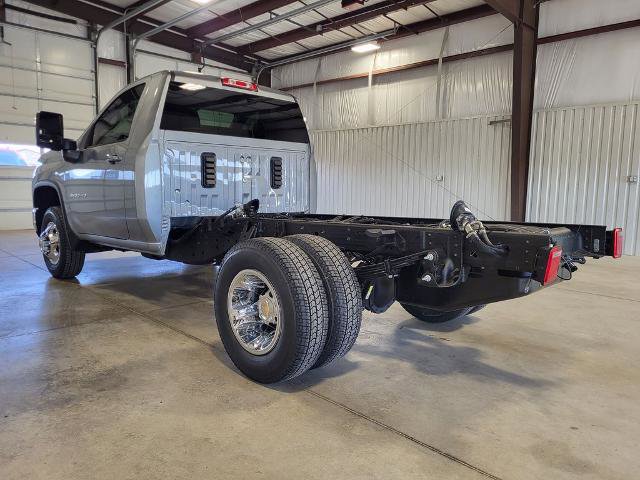 New 2026 Chevrolet Silverado 3500 LT w/ Convenience Package image 3