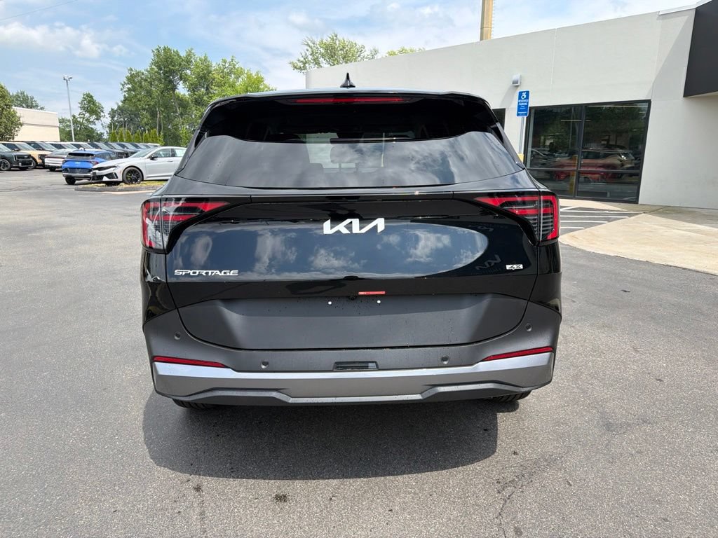 New 2026 Kia Sportage LX AWD/4WD image 9
