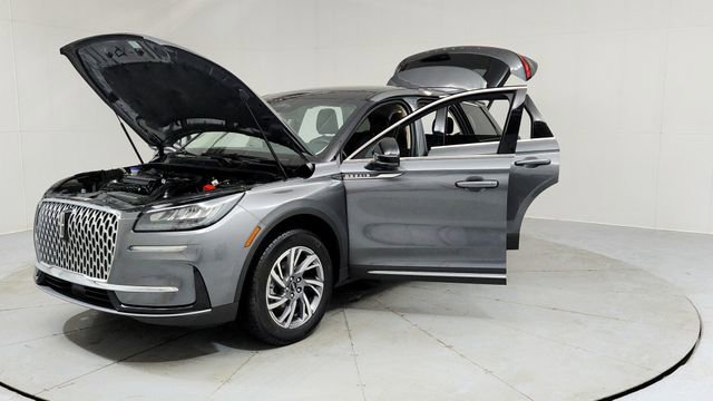 Used 2023 Lincoln Corsair AWD w/ Equipment Group 101A image 9