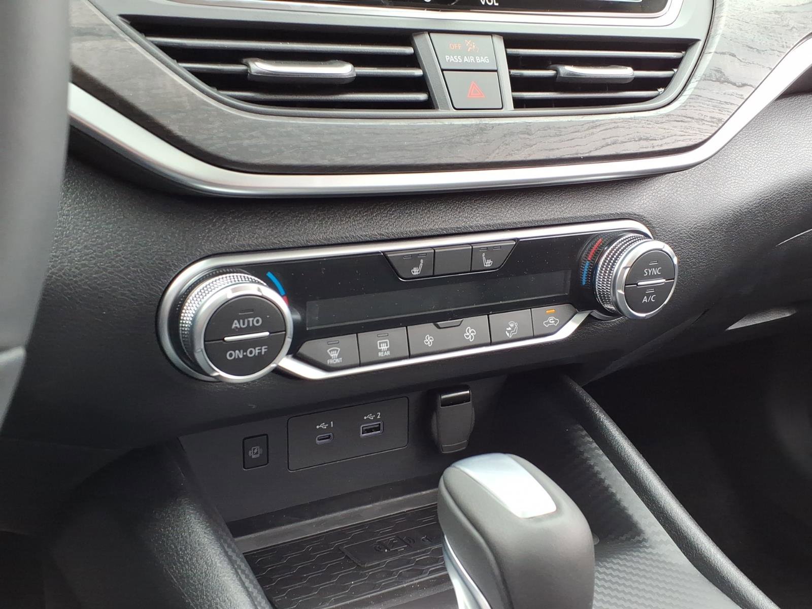 New 2026 Nissan Altima 2.5 SV w/ SV Premium Package FWD image 17