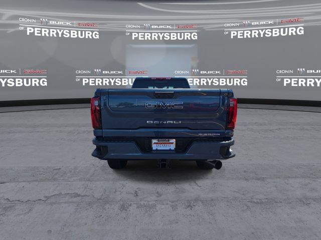 New 2026 GMC Sierra 3500 Denali Ultimate AWD/4WD image 7