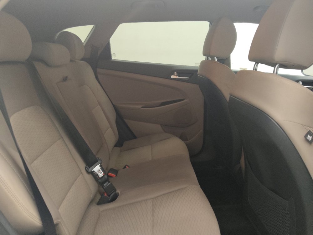 Used 2019 Hyundai Tucson SE FWD image 19