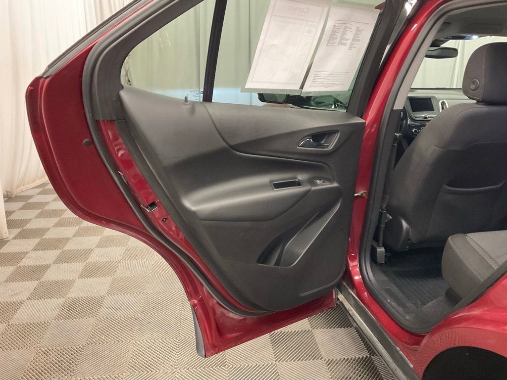 Used 2020 Chevrolet Equinox LT image 23