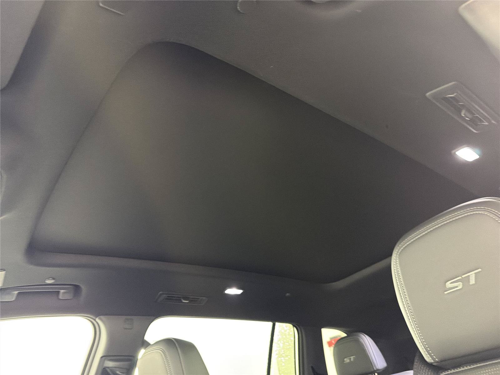 New 2026 Buick Enclave Sport Touring w/ Power Package FWD image 36