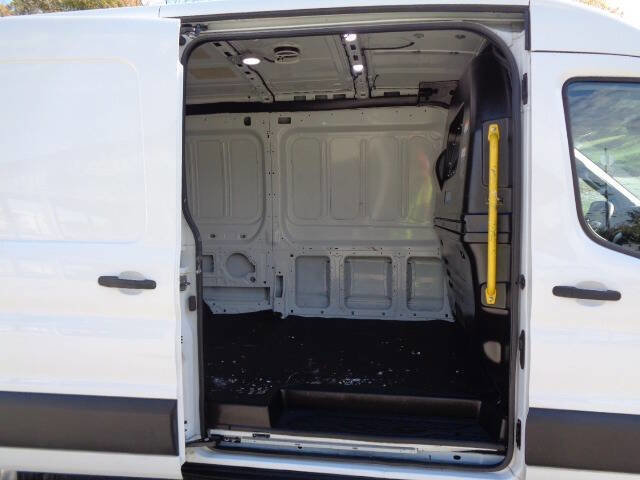 Used 2020 Ford Transit 250 Medium Roof image 26