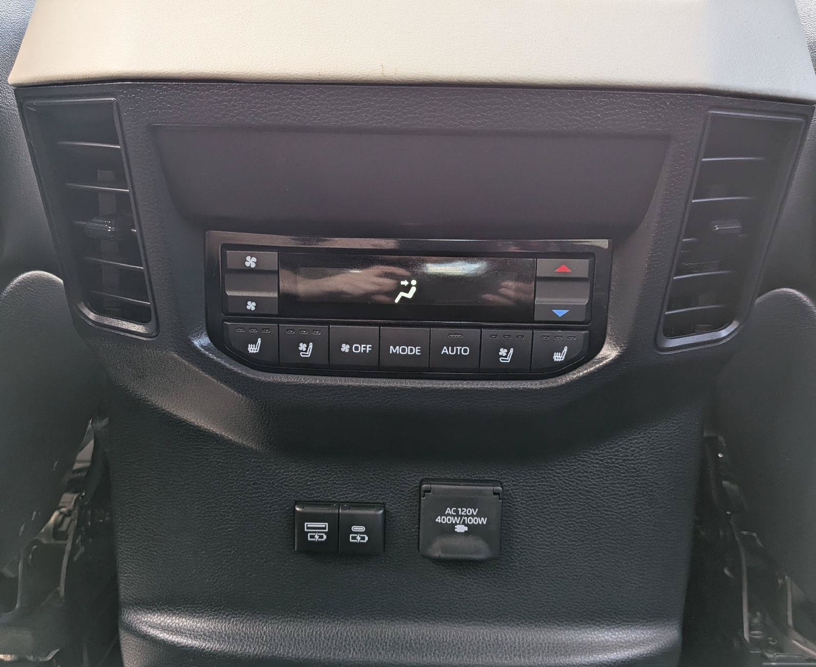 Used 2023 Toyota Sequoia Capstone AWD/4WD image 22