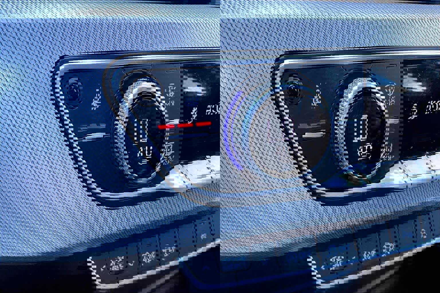 Used 2017 Audi A4 2.0T Premium Plus w/ Premium Plus Package image 36