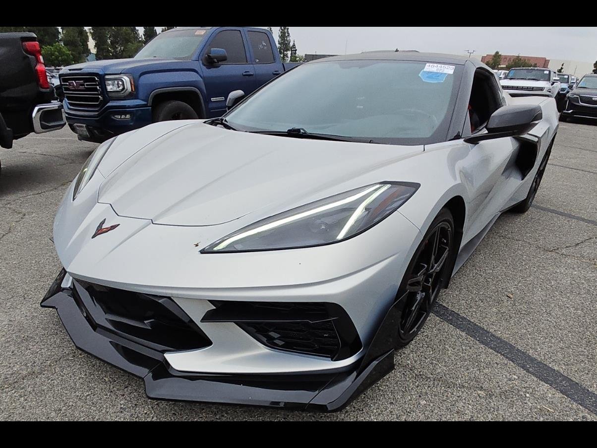 Used 2021 Chevrolet Corvette Stingray Convertible w/ Z51 Performance Package RWD image 1