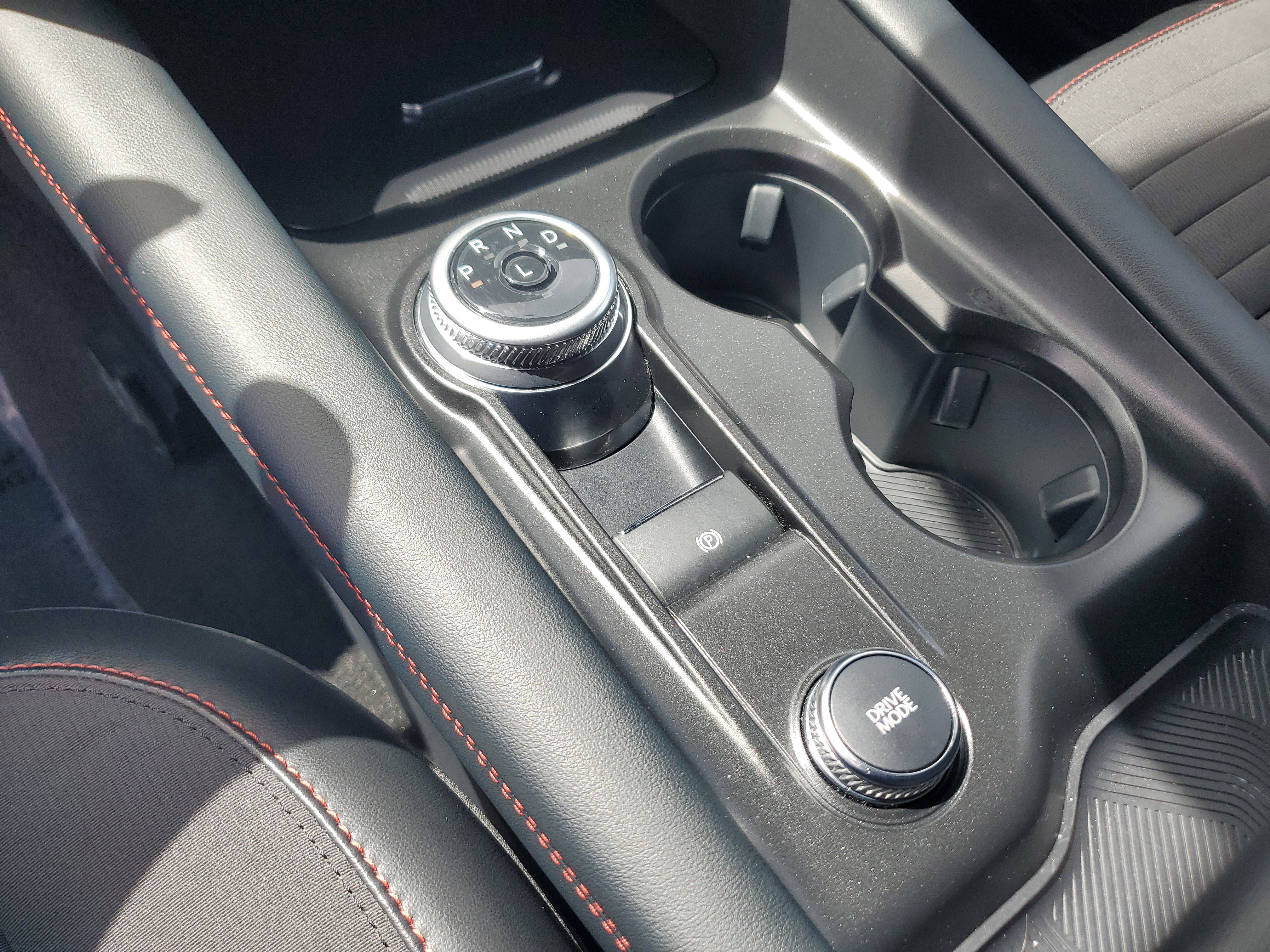 Used 2025 Ford Explorer ST-Line w/ Premium Package image 26