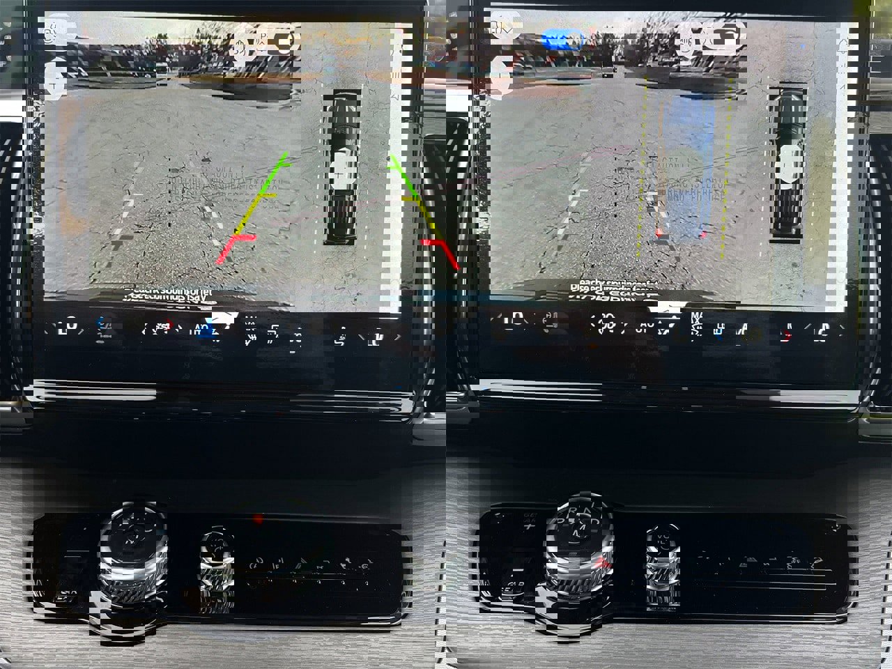 New 2025 Ford Expedition Max Platinum w/ Driver's Package image 3