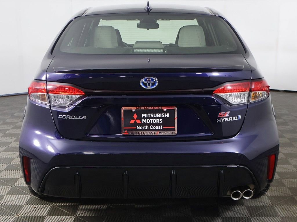 Used 2024 Toyota Corolla SE w/ Convenience Package image 10