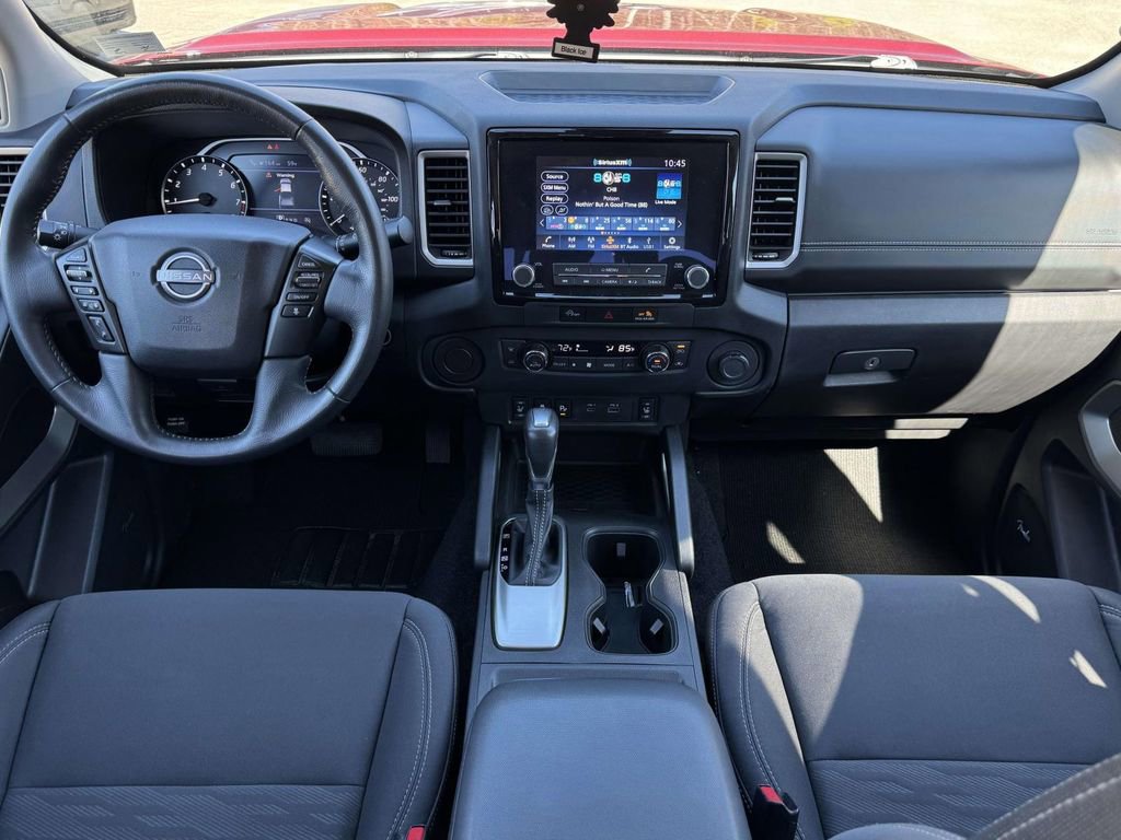Used 2024 Nissan Frontier SV w/ Technology Package image 2
