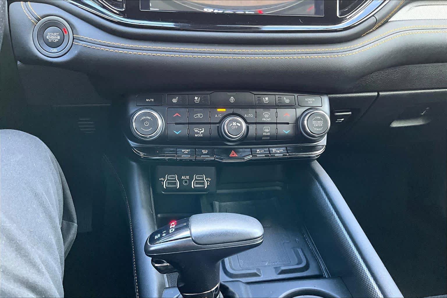 Used 2023 Dodge Durango R/T AWD/4WD image 34