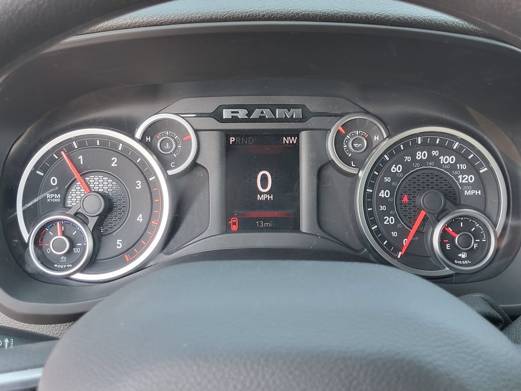 New 2026 RAM 2500 Tradesman w/ Bed Convenience Group AWD/4WD image 15