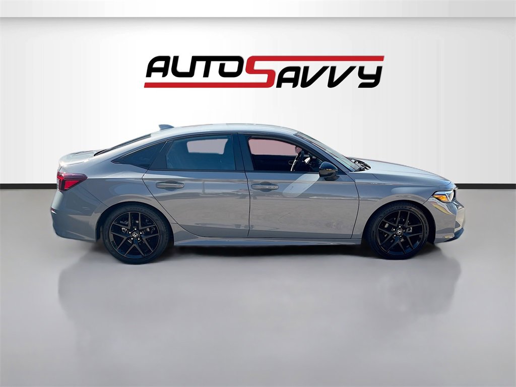 Used 2025 Honda Civic Sport image 8