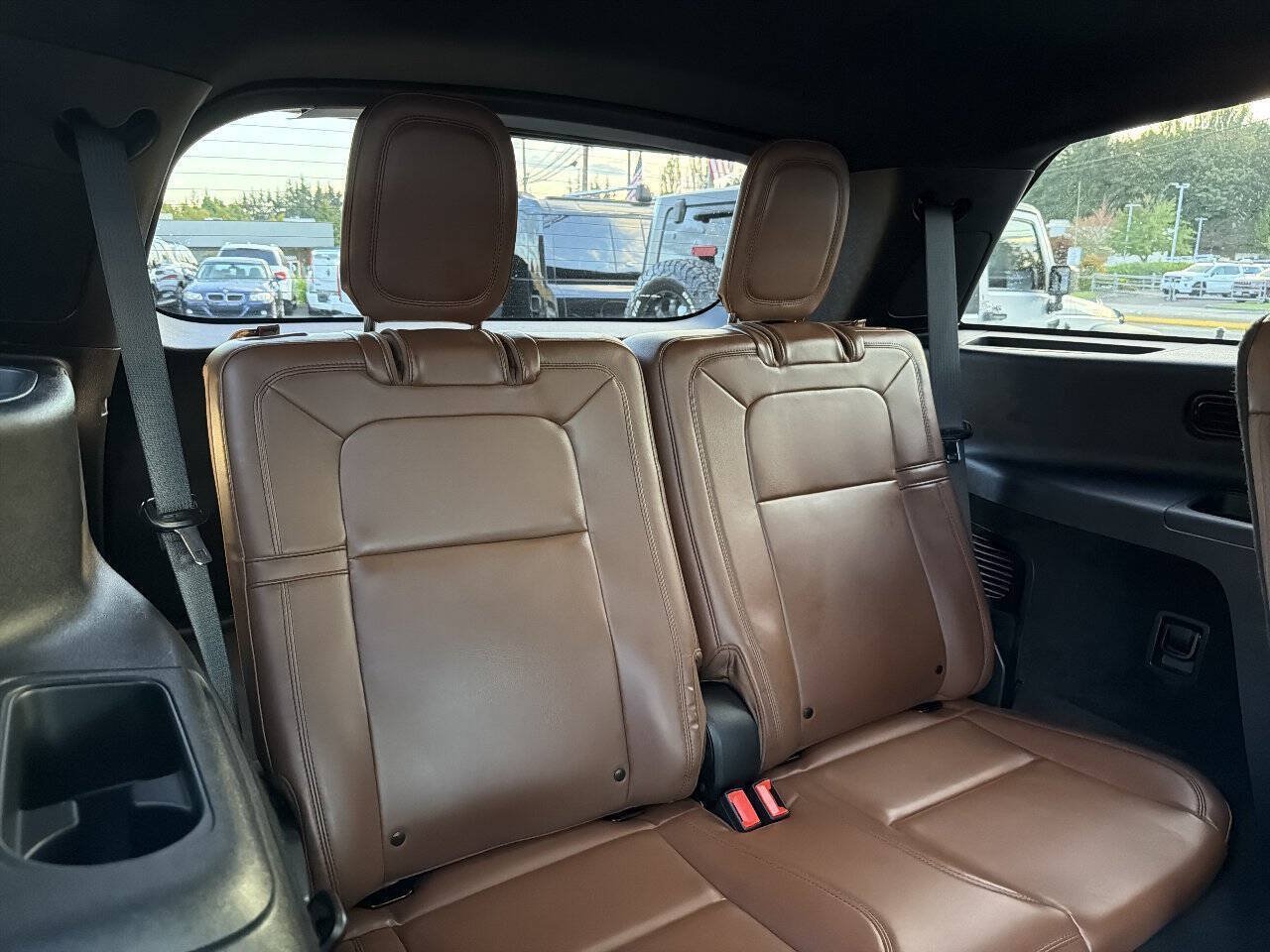 Used 2021 Lincoln Aviator Reserve w/ Equipment Group 201A AWD/4WD image 28