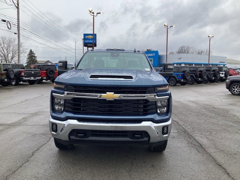 New 2026 Chevrolet Silverado 3500 LT w/ Convenience Package image 2