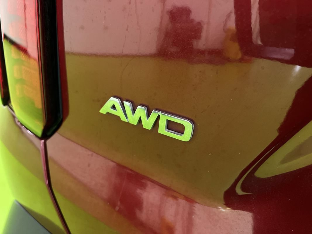 Used 2021 Kia Sorento S AWD/4WD image 12