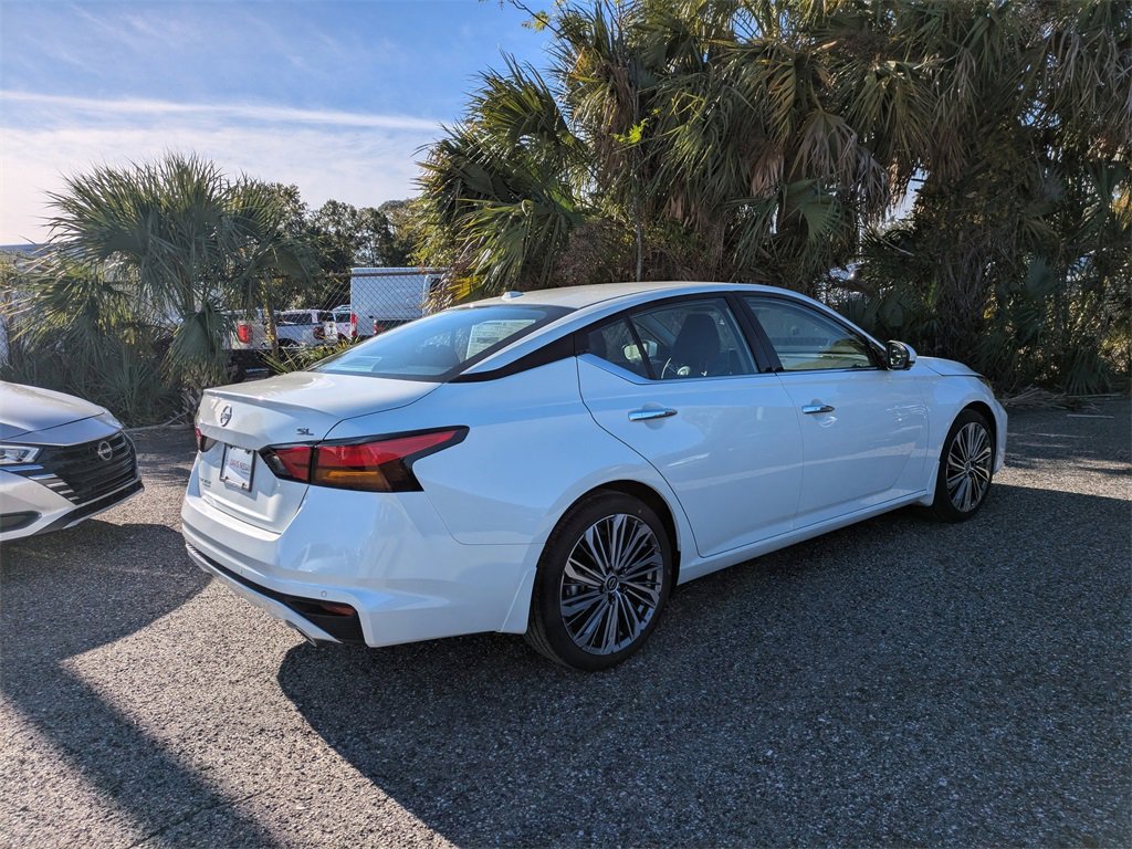 New 2025 Nissan Altima 2.5 SL image 3