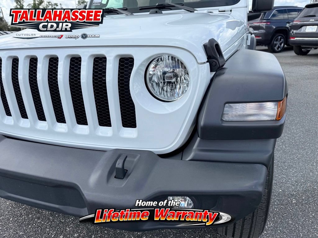 Used 2022 Jeep Wrangler Sport AWD/4WD image 10