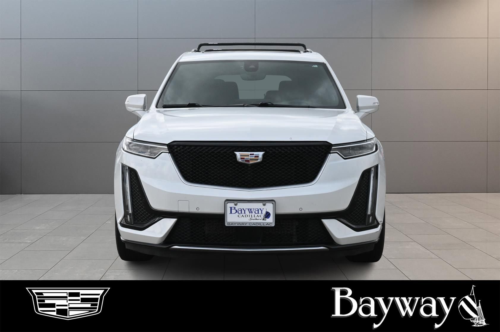 Used 2023 Cadillac XT6 Sport w/ Technology Package AWD/4WD image 2