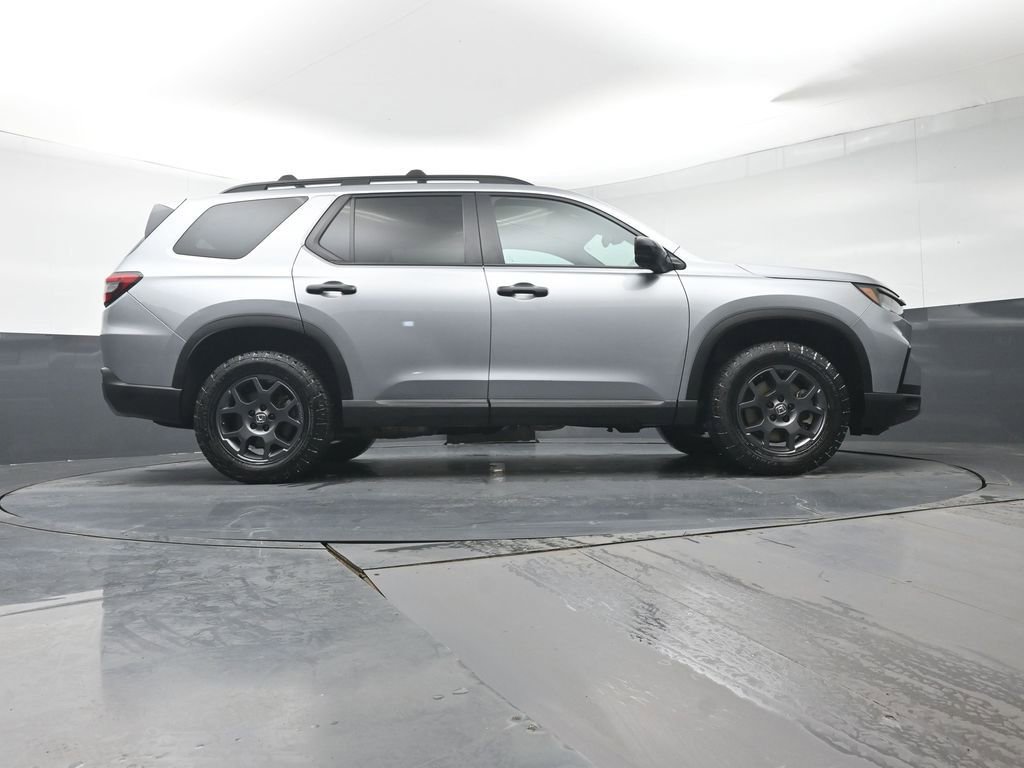 Used 2023 Honda Pilot TrailSport image 34