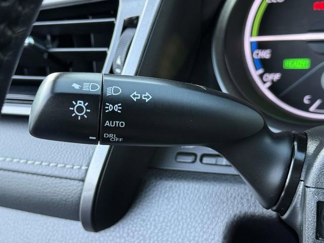 Used 2024 Toyota Camry SE w/ Convenience Package image 21