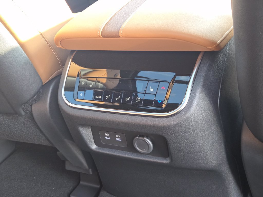 New 2026 Nissan Armada Platinum Reserve AWD/4WD image 19