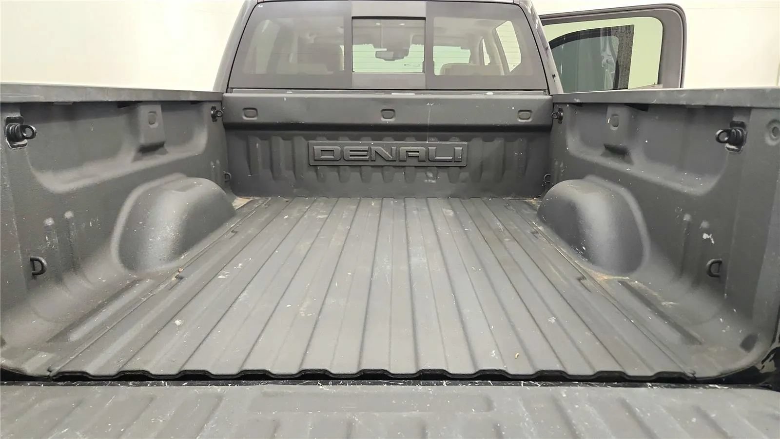 Used 2017 GMC Sierra 1500 Denali AWD/4WD image 19