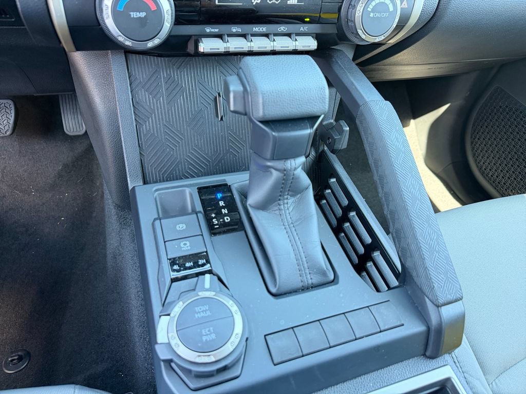 Used 2026 Toyota Tacoma SR5 AWD/4WD image 28