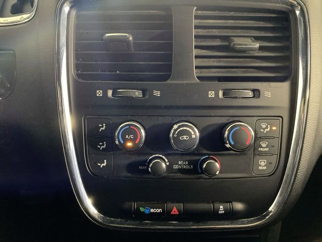 Used 2017 Dodge Grand Caravan SE FWD image 43